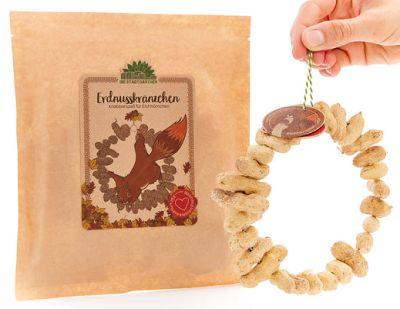 Erdnusskränzchen - Snack für Eichhörnchen